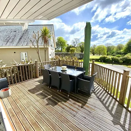 Luxurious 4 Bedroom New England Style - Trewhiddle 30 Holiday home St Austell